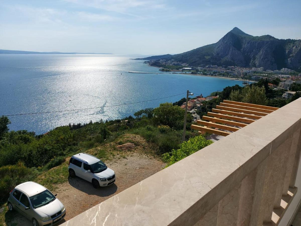 Apartmani Cvita Омиш Экстерьер фото