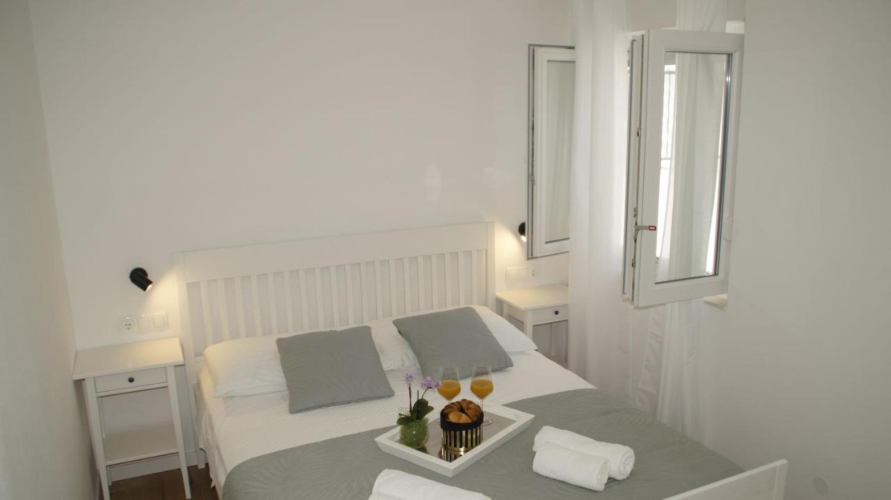 Apartmani Cvita Омиш Экстерьер фото